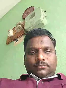 Snapshot of beyondthelines123 chatting on 09/30/25, 03:45 beyondthelines123 online show from 09/30/25, 03:45