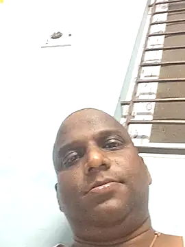 Snapshot of beyondthelines123 chatting on 10/07/25, 01:23 beyondthelines123 online show from 10/07/25, 01:23