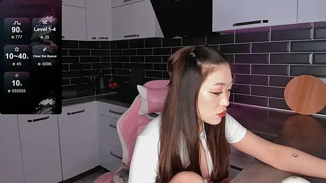 Snapshot of ShaiyaMinn3 chatting on 03/03/26, 06:26 ShaiyaMinn3 online show from 03/03/26, 06:26