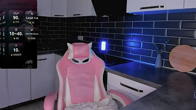 Snapshot of ShaiyaMinn3 chatting on 12/20/25, 05:05 ShaiyaMinn3 online show from 12/20/25, 05:05