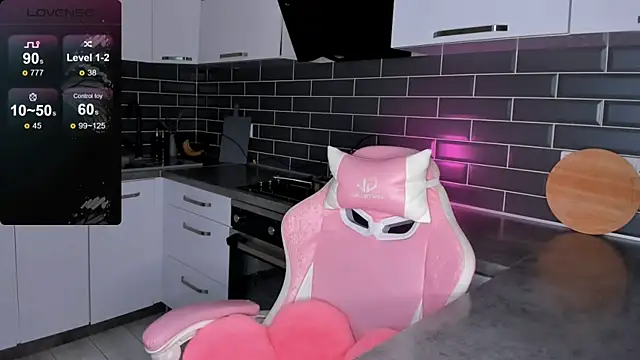 ShaiyaMinn3 online show from 04/18/26, 03:03