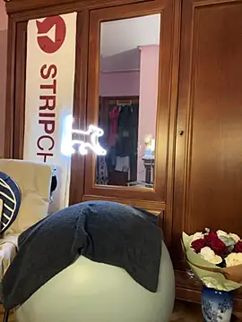 NataKitten online show from 10/08/25, 06:41