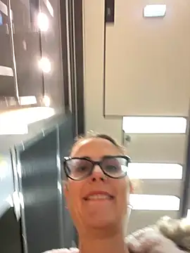 NataKitten online show from 11/10/25, 04:12