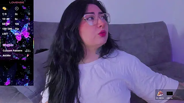 Curvybaddie99 online show from 04/09/26, 05:52