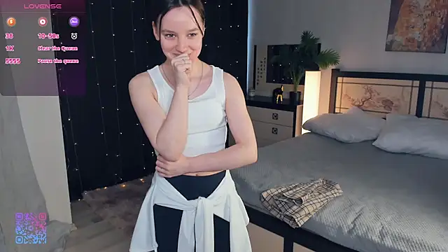 EdinaCordner online show from 03/06/25, 01:14