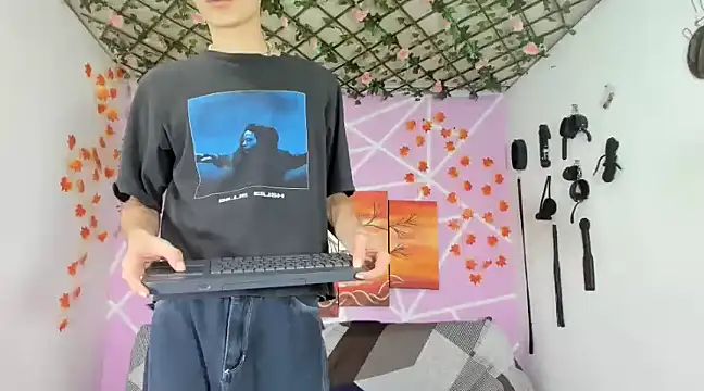 Maxxi hot23 online show from 02/28/25, 01:15