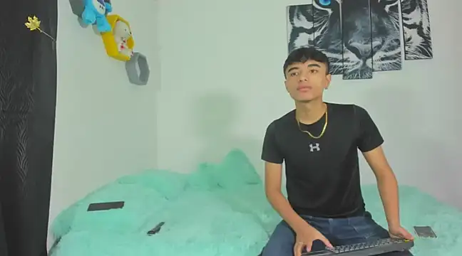 Maxxi hot23 online show from 03/09/25, 12:31