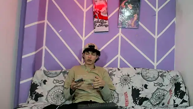 Maxxi hot23 online show from 09/18/25, 07:28