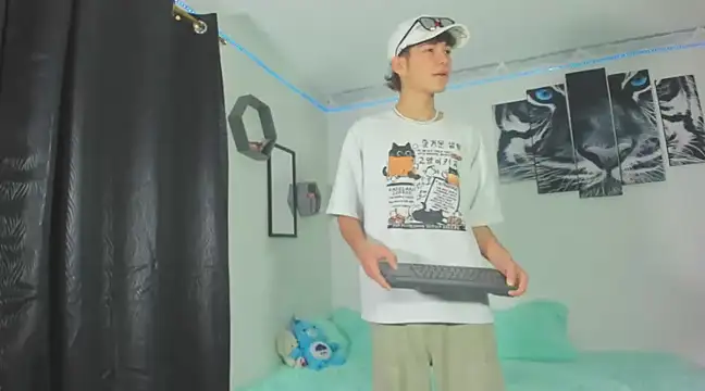 Maxxi hot23 online show from 03/01/25, 01:43