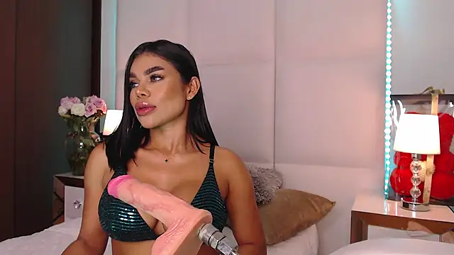 Snapshot of Amylewisq chatting on 03/18/25, 03:45 Amylewisq online show from 03/18/25, 03:45