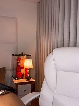 Snapshot of Amylewisq chatting on 03/05/25, 03:18 Amylewisq online show from 03/05/25, 03:18