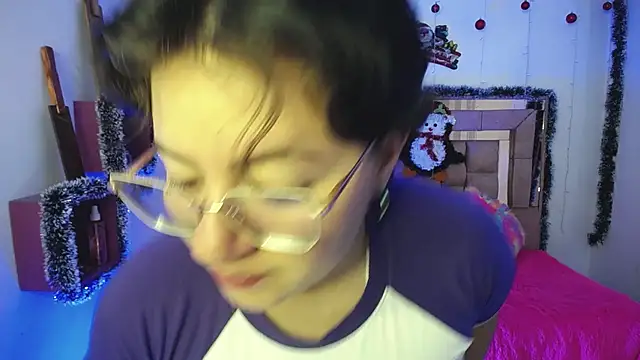 safyka online show from 12/05/25, 02:10