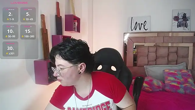 safyka online show from 10/02/25, 12:47