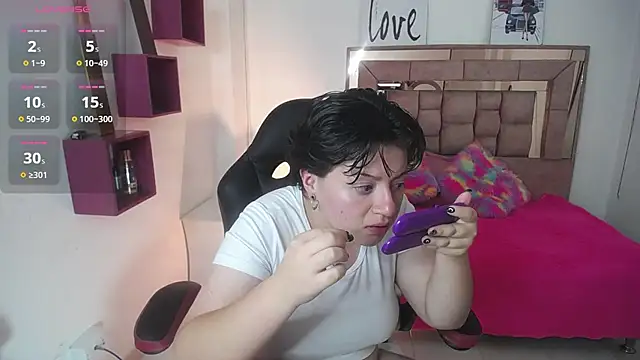 safyka online show from 10/27/25, 10:00