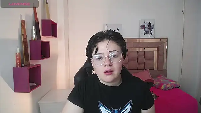 safyka online show from 11/12/25, 09:40