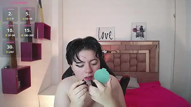 safyka online show from 10/22/25, 02:22