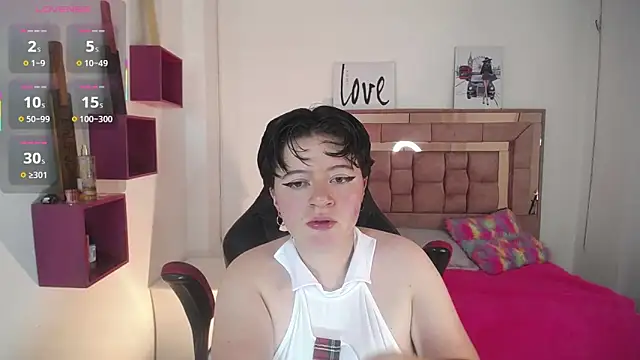 safyka online show from 10/24/25, 02:54