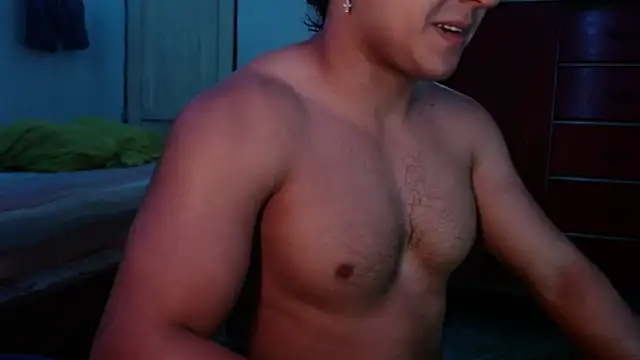 Snapshot of kamenov03 chatting on 09/11/25, 05:13 kamenov03 online show from 09/11/25, 05:13