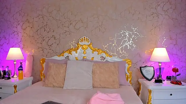 ScarlettWallace online show from 11/21/25, 07:57