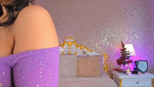 ScarlettWallace online show from 12/19/25, 09:06