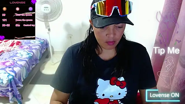 astrii 33 online show from 03/06/25, 10:26