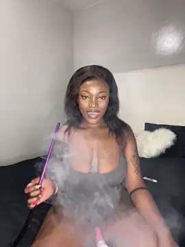 PrincessTamara online show from 10/25/25, 06:19