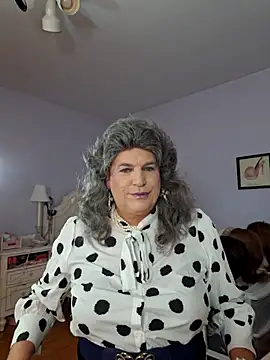 Victoriatv1 online show from 11/28/25, 12:11