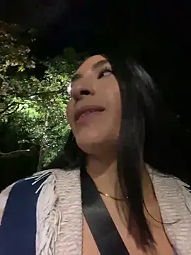 Snapshot of AshleyG_222 chatting on 03/20/25, 11:56 AshleyG 222 online show from 03/20/25, 11:56