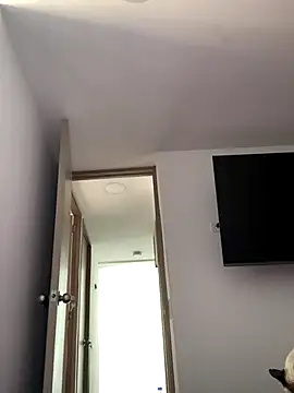 AshleyG 222 online show from 12/17/25, 04:45