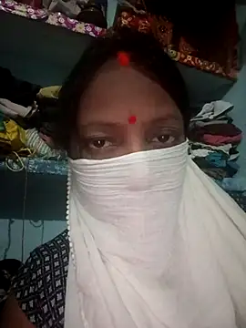 Devi Chatterjee online show from 03/07/25, 02:56