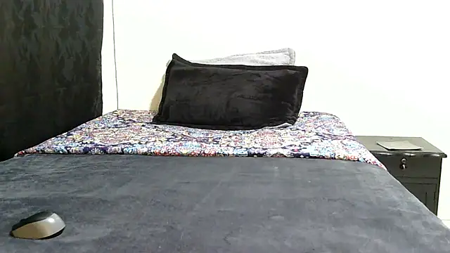 Novata online show from 10/09/25, 02:23