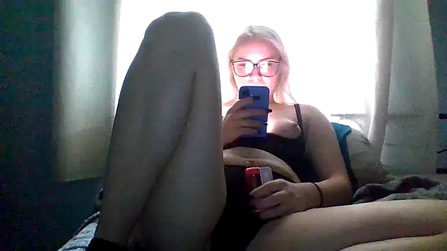 Snapshot of sluttypumpkin chatting on 06/26/26, 04:35 sluttypumpkin online show from 06/26/26, 04:35