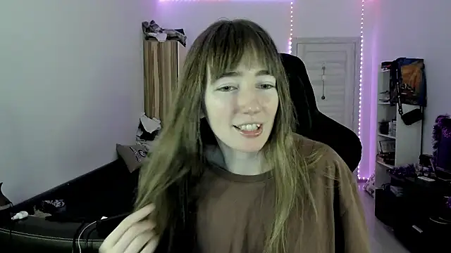 Snapshot of bekkawell chatting on 01/11/26, 02:46 bekkawell online show from 01/11/26, 02:46