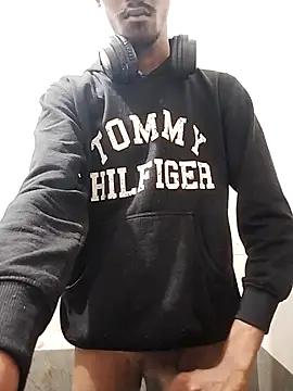 BlackDog  69 online show from 10/25/25, 11:16