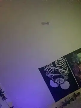 1Zoey101 online show from 02/08/26, 03:32