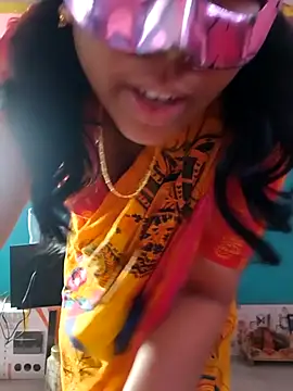 Snapshot of sapna993382 chatting on 02/27/25, 05:51 sapna993382 online show from 02/27/25, 05:51