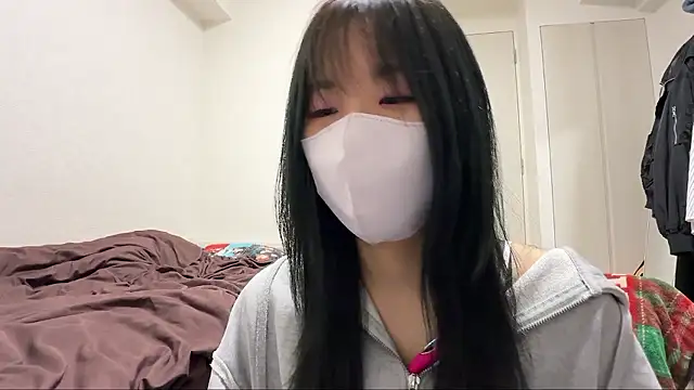 Snapshot of daiyo_kai_Gutara chatting on 06/17/26, 01:10 daiyo kai Gutara online show from 06/17/26, 01:10