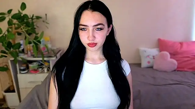 Snapshot of WildKittenX_ chatting on 06/30/26, 04:12 WildKittenX online show from 06/30/26, 04:12