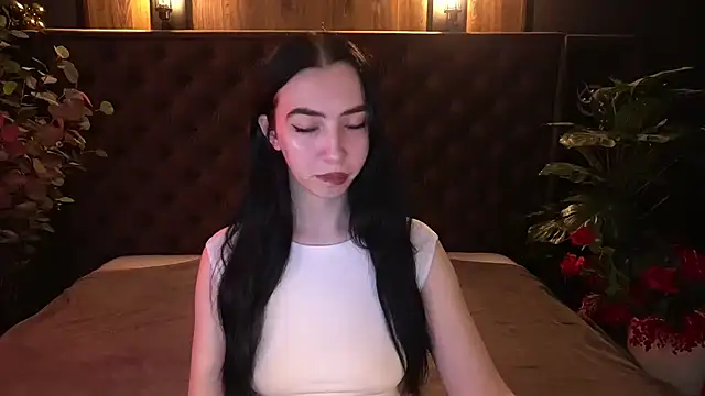 WildKittenX  online show from 04/14/26, 05:45