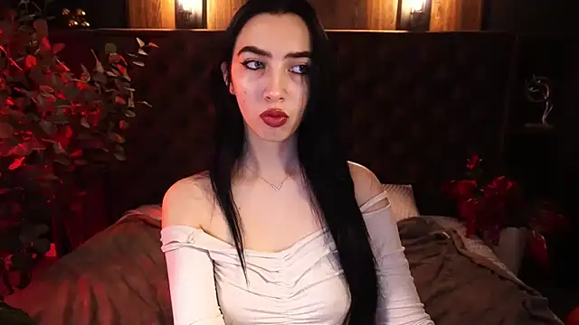 Snapshot of WildKittenX_ chatting on 11/06/25, 06:39 WildKittenX online show from 11/06/25, 06:39