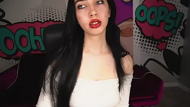 Snapshot of WildKittenX_ chatting on 09/27/25, 05:46 WildKittenX online show from 09/27/25, 05:46