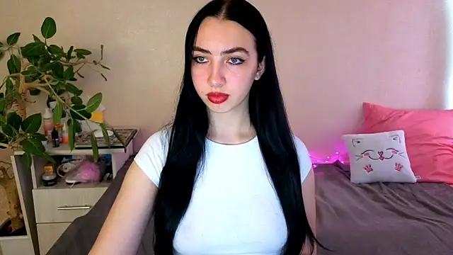 WildKittenX  online show from 05/30/26, 04:08