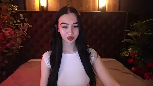 WildKittenX  online show from 04/11/26, 05:37