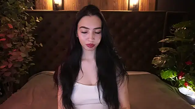 WildKittenX  online show from 03/27/26, 06:44