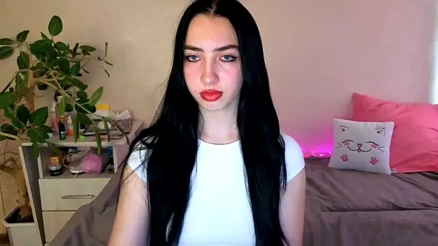 WildKittenX  online show from 05/29/26, 04:07