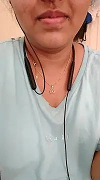 Snapshot of pallu_telgu_kannada chatting on 03/23/25, 07:31 pallu telgu kannada online show from 03/23/25, 07:31