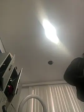 Mila LS online show from 11/27/25, 01:00