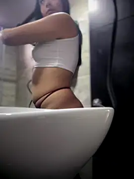 Mila LS online show from 11/21/25, 01:10