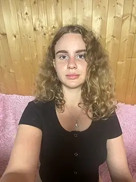 Snapshot of nemesidaM chatting on 09/09/25, 01:42 nemesidaM online show from 09/09/25, 01:42