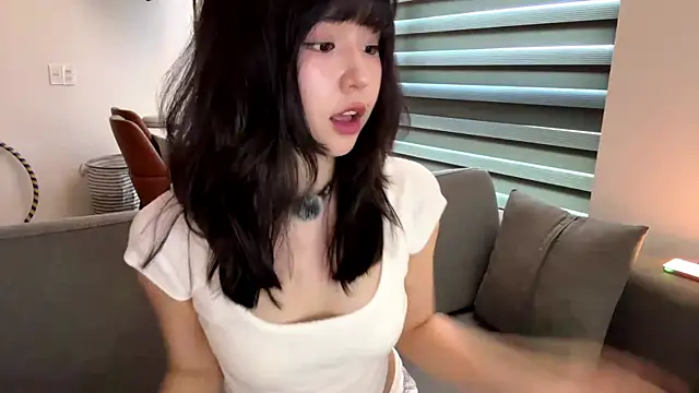 melana love online show from 04/04/26, 10:00